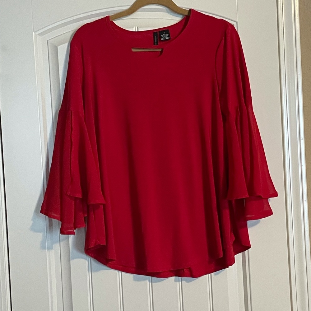 Blouse with bell sleeves